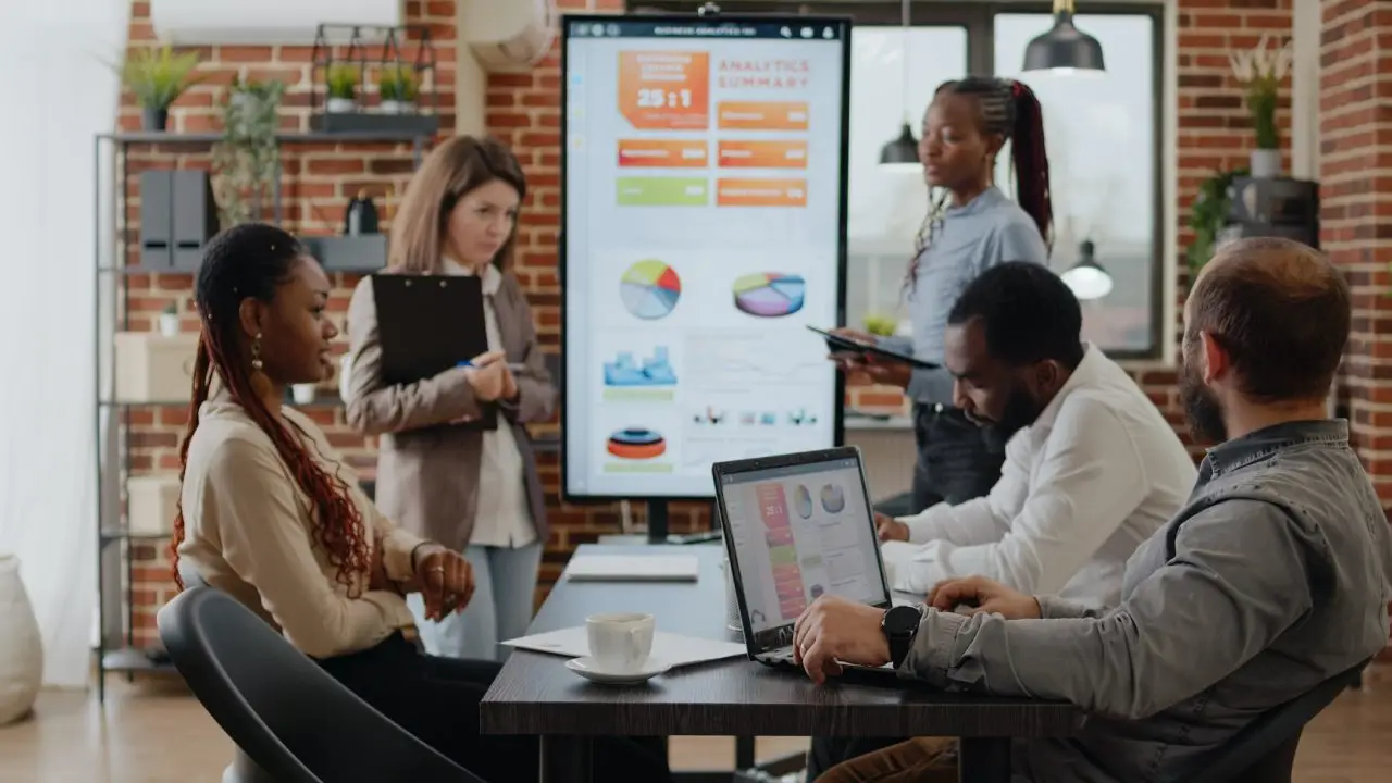 Riding the Wave: Marketing Trends & Keywords Dominating October 2025 7Side Marketing Group